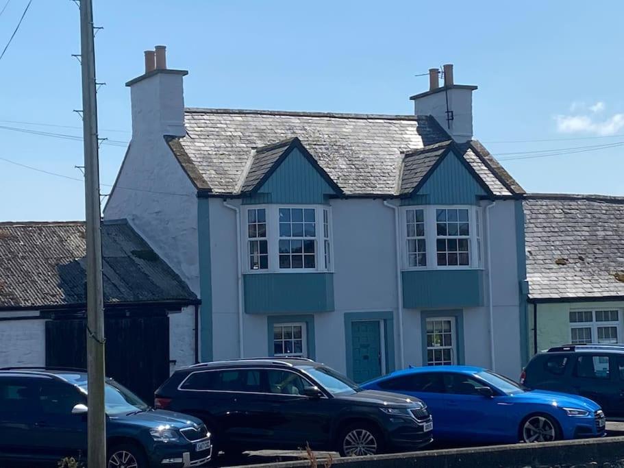 3 Bedroom Townhouse Right On The Harbour Isle of Whithorn Luaran gambar