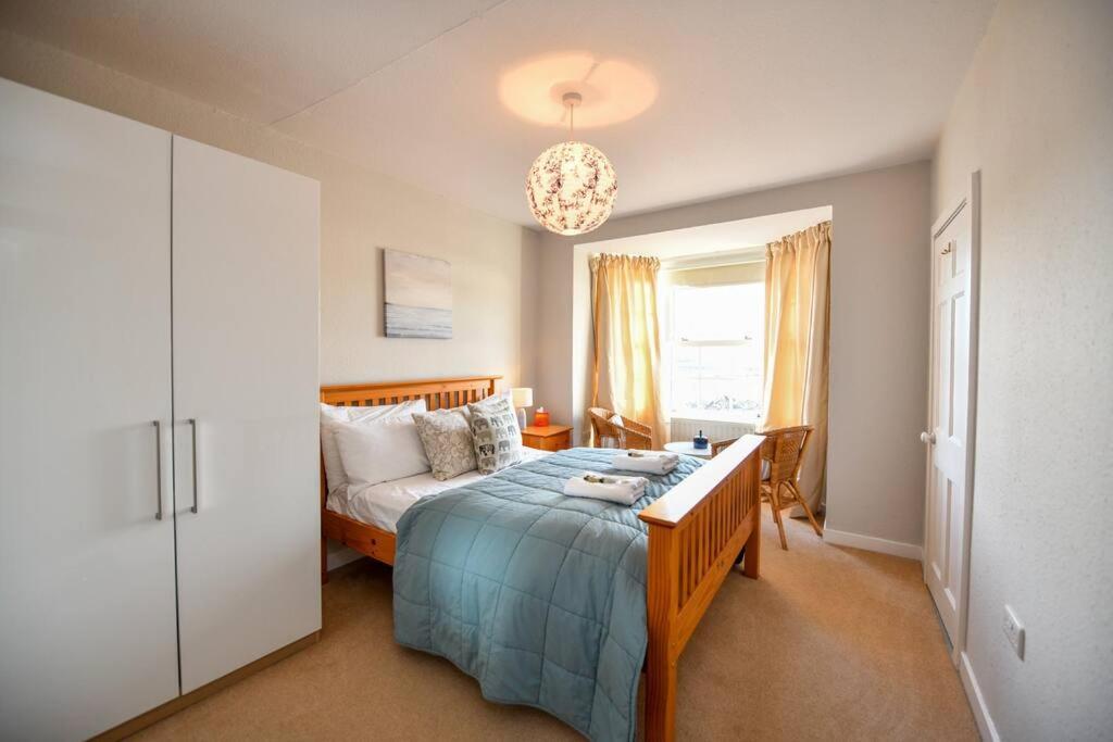 3 Bedroom Townhouse Right On The Harbour Isle of Whithorn Luaran gambar
